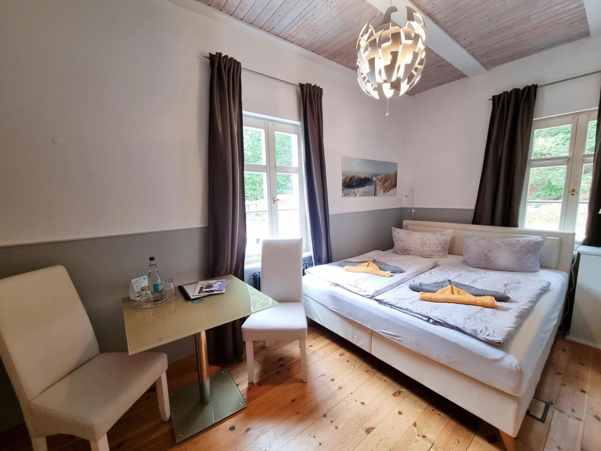 Strandhotel Lindequist Sellin  Buitenkant foto